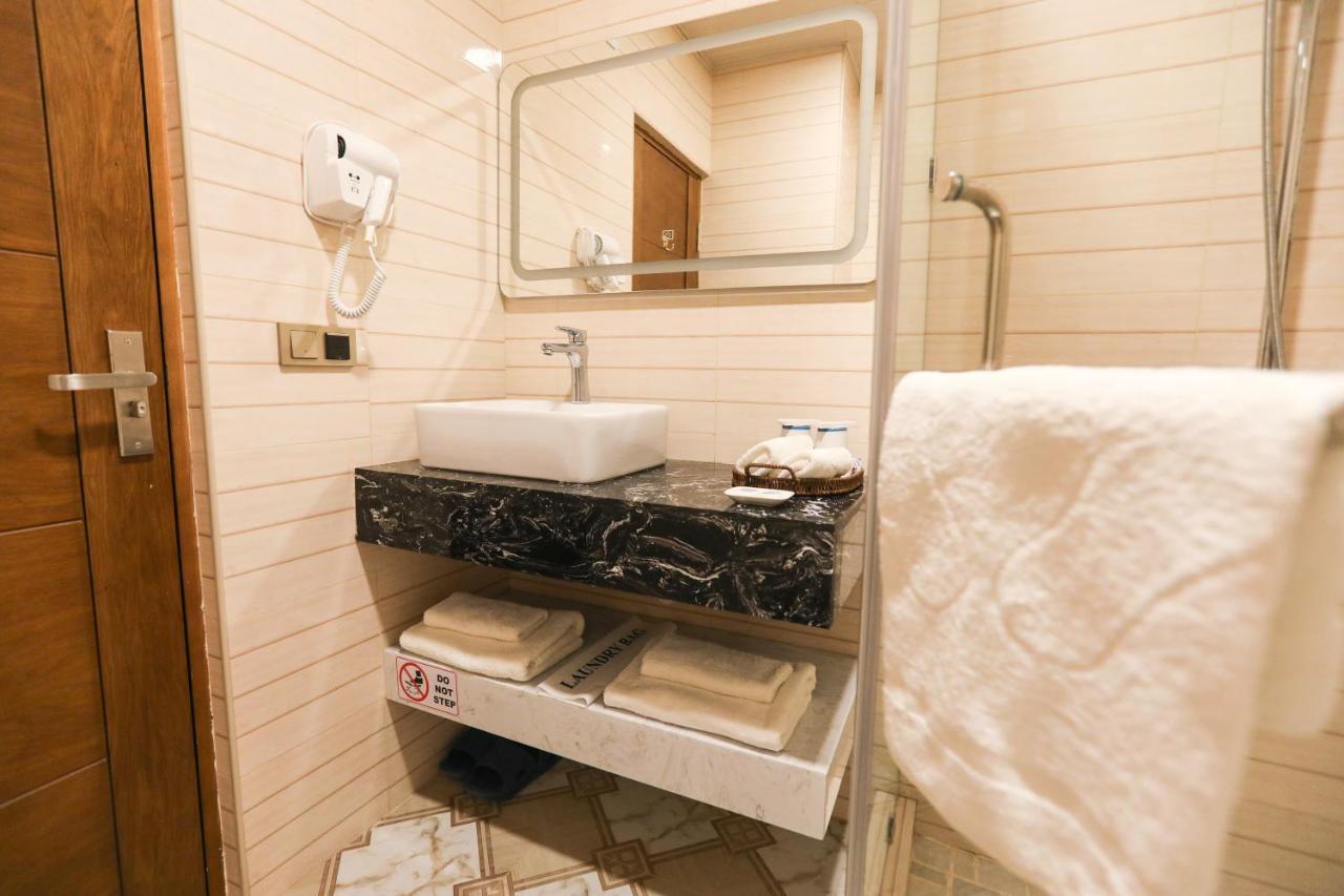 Sunrise Hotel Tasken Kültér fotó